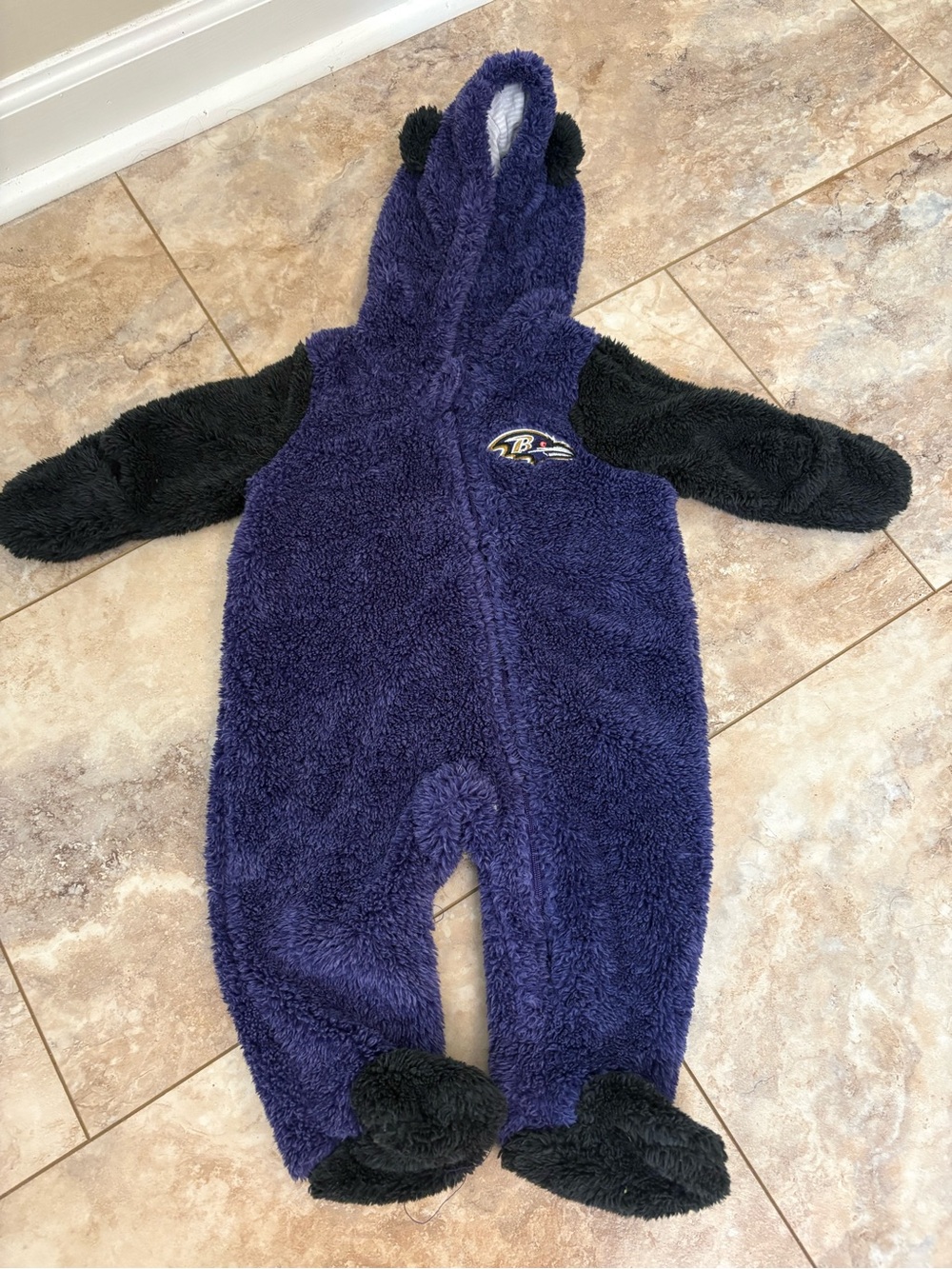 Baltimore Ravens NFL Baby Sherpa Fleece Hooded Bunting – 0–3M